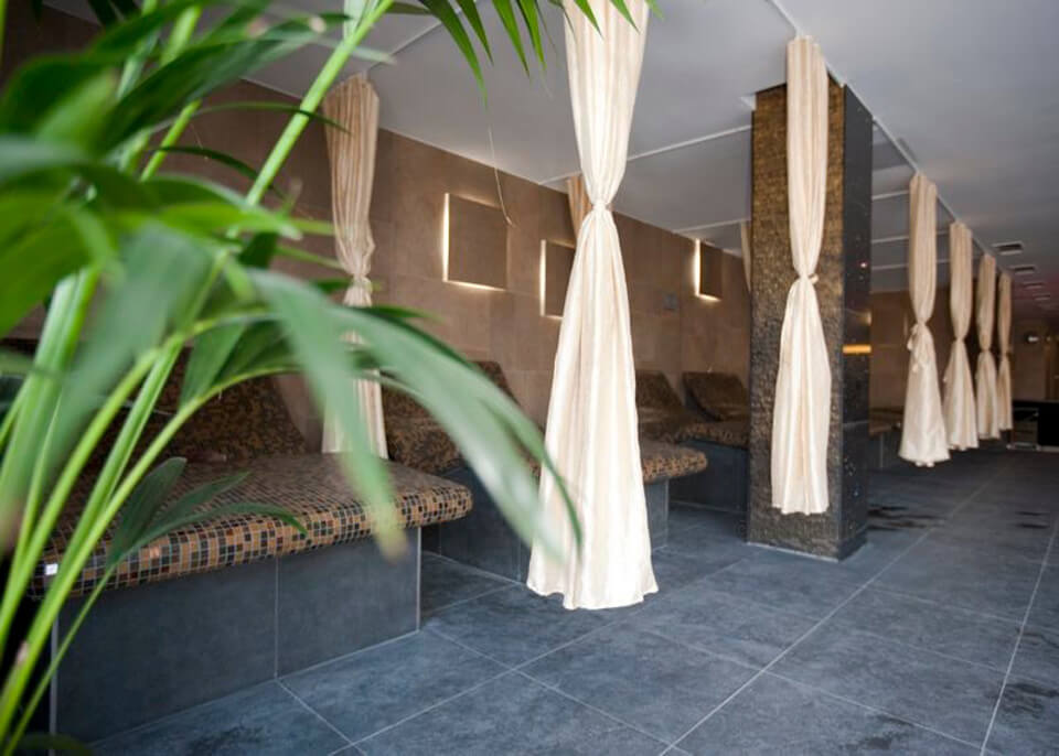 OXYGEN WELLNESS NAPHEGY 37