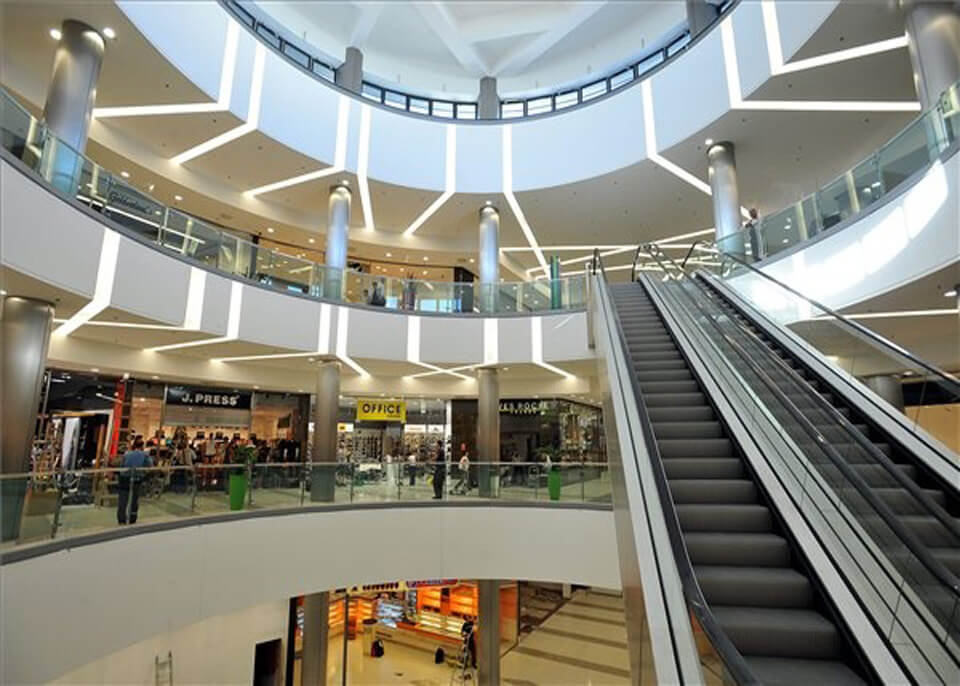 KÖKI BEVÁSÁRLÓKÖZPONT 07