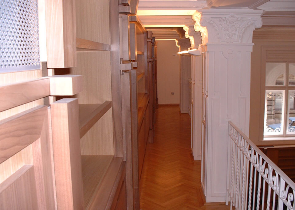 GAZDASÁGI MINISZTÉRIUM REPREZENTÁCIÓS TÁRGYALÓ ÉS KUTATÓSZOBA 05